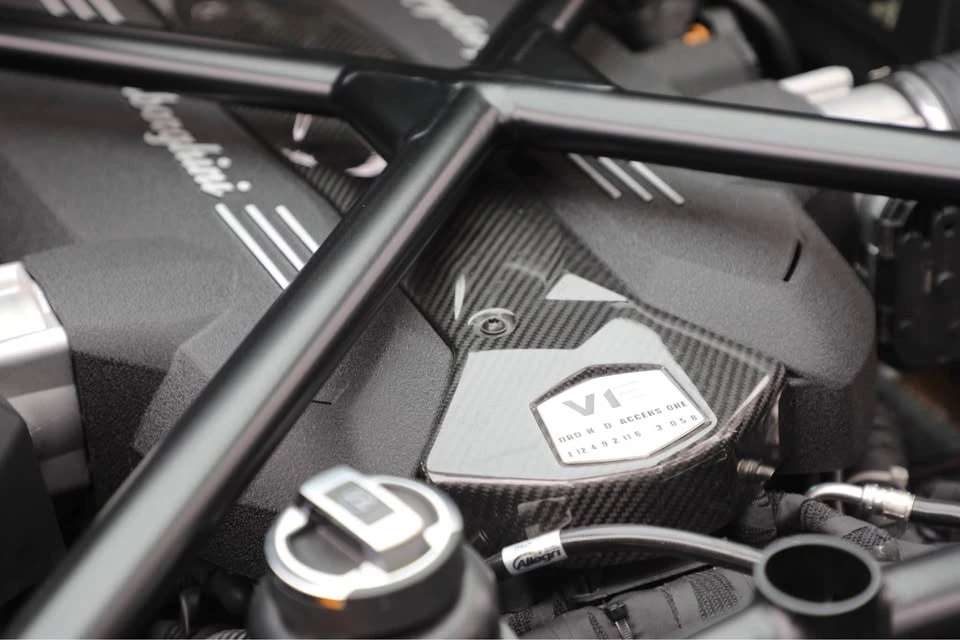 2013 Lamborghini Aventador LP700-4 - Image 11 of 20