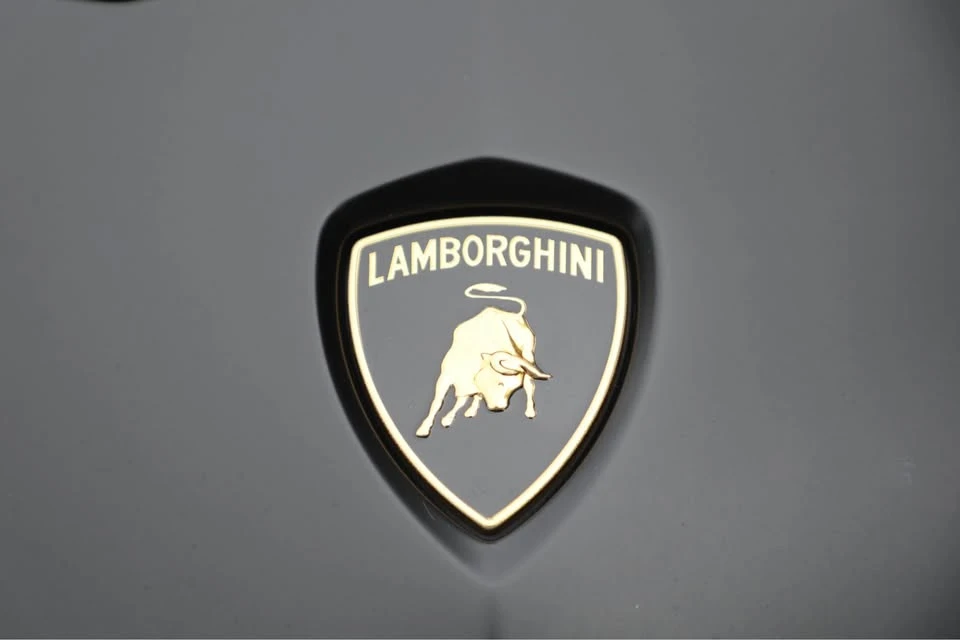 2013 Lamborghini Aventador LP700-4 - Image 16 of 20