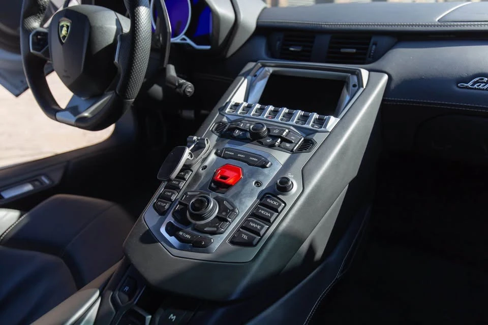 2013 Lamborghini Aventador LP700-4 - Image 18 of 20