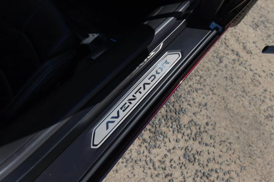 2013 Lamborghini Aventador LP700-4 - Image 16 of 20