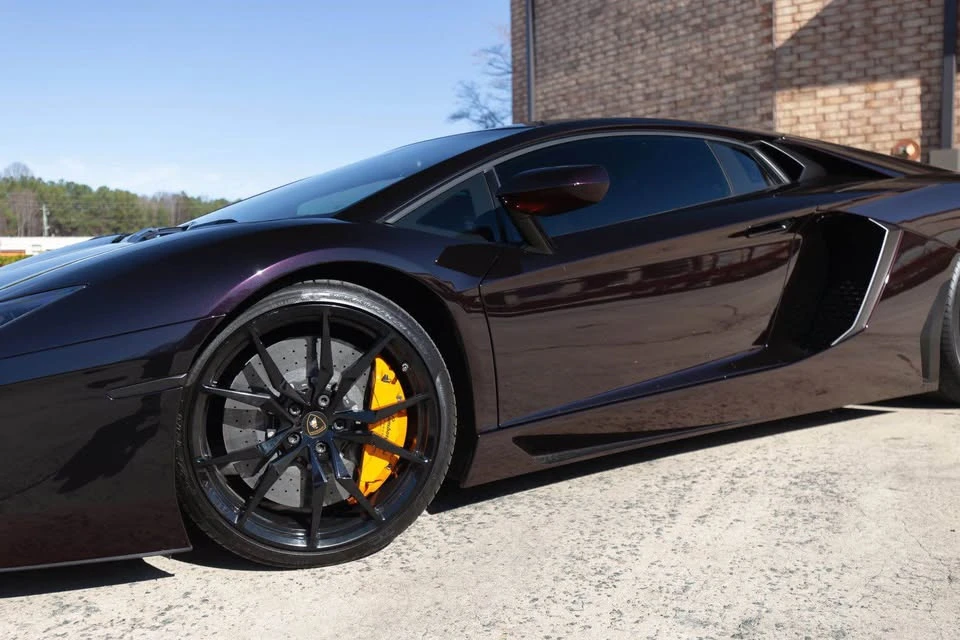 2013 Lamborghini Aventador LP700-4 - Image 2 of 14