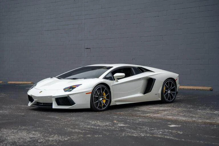 2013 Lamborghini Aventador LP700-4 - Image 2 of 9