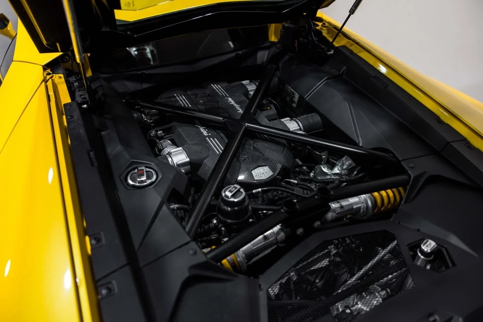 2013 Lamborghini Aventador LP700-4 - Image 18 of 19