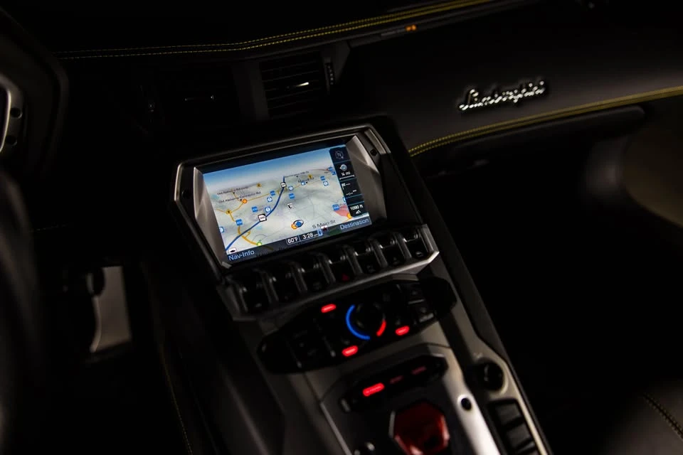 2013 Lamborghini Aventador LP700-4 - Image 10 of 19