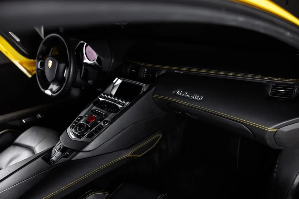 2013 Lamborghini Aventador LP700-4 - Image 13 of 19