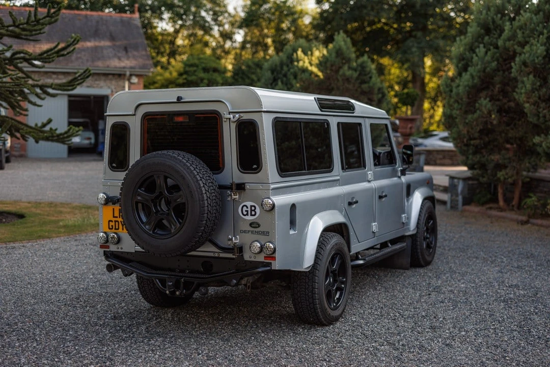 2013 Land Rover Defender 110 - Image 30 of 30