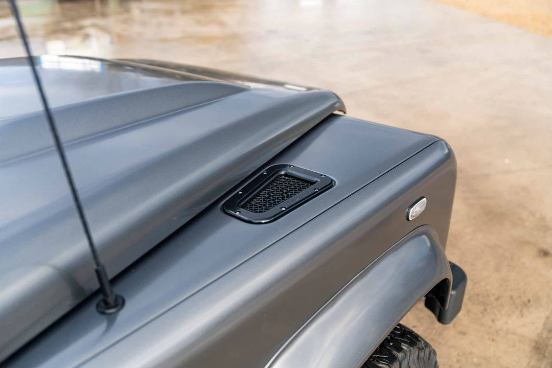 2013 Land Rover Defender 110 - Image 21 of 31