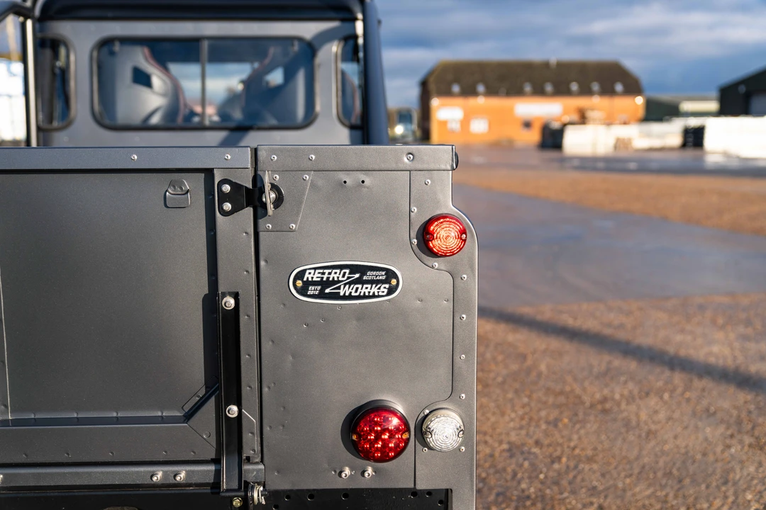 2013 Land Rover Defender 110 - Image 25 of 31