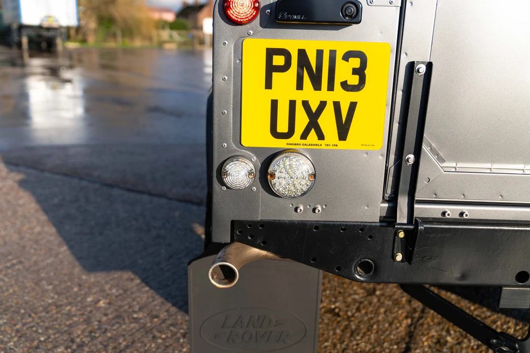 2013 Land Rover Defender 110 - Image 27 of 31