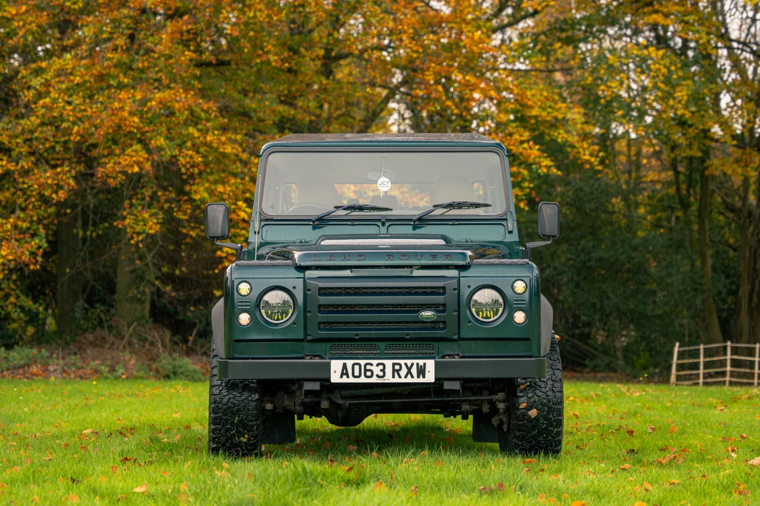 2013 Land Rover Defender 110 - Image 2 of 31