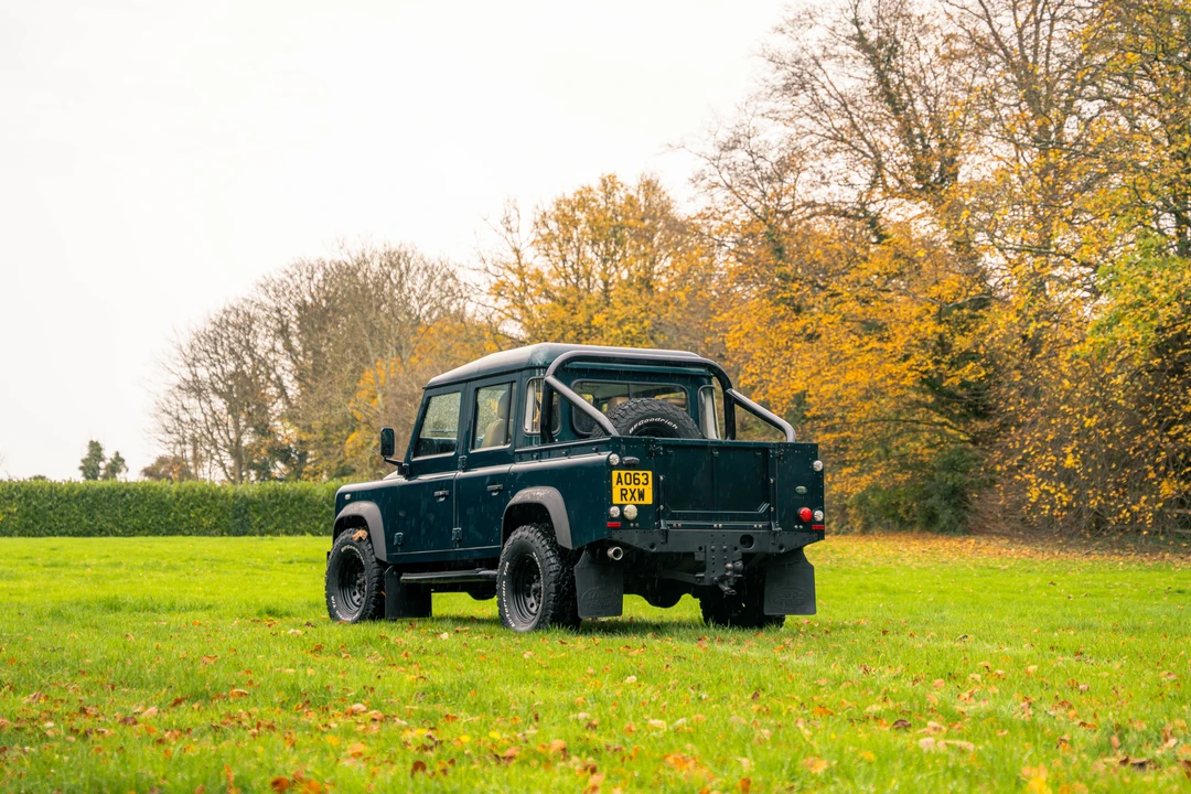 2013 Land Rover Defender 110 - Image 7 of 31