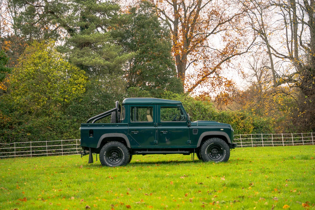 2013 Land Rover Defender 110 - Image 4 of 31