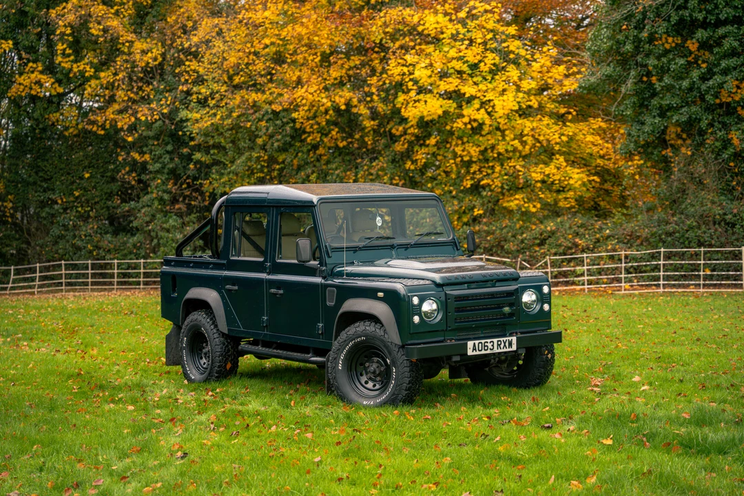 2013 Land Rover Defender 110 - Image 3 of 31