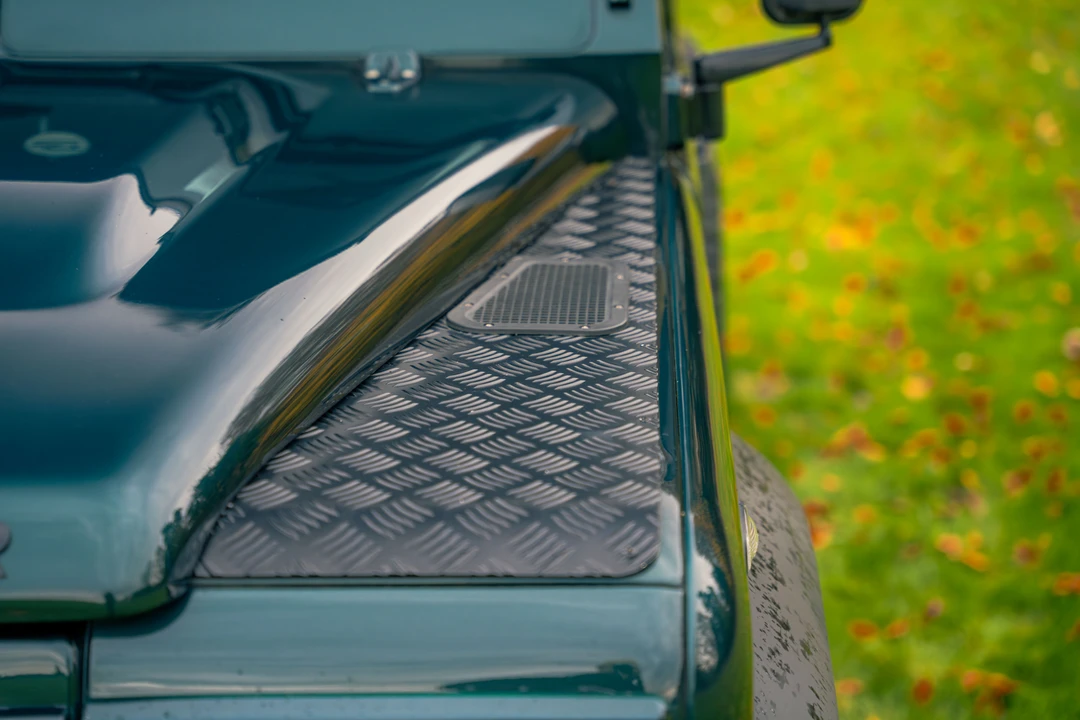 2013 Land Rover Defender 110 - Image 25 of 31