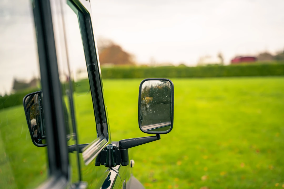 2013 Land Rover Defender 110 - Image 28 of 31