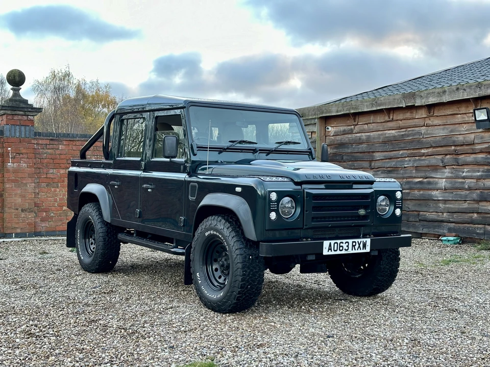 2013 Land Rover Defender 110 - Image 9 of 31