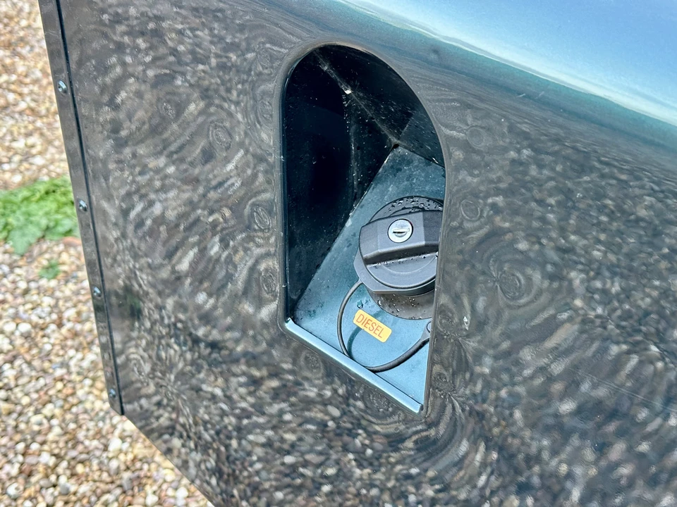 2013 Land Rover Defender 110 - Image 31 of 31