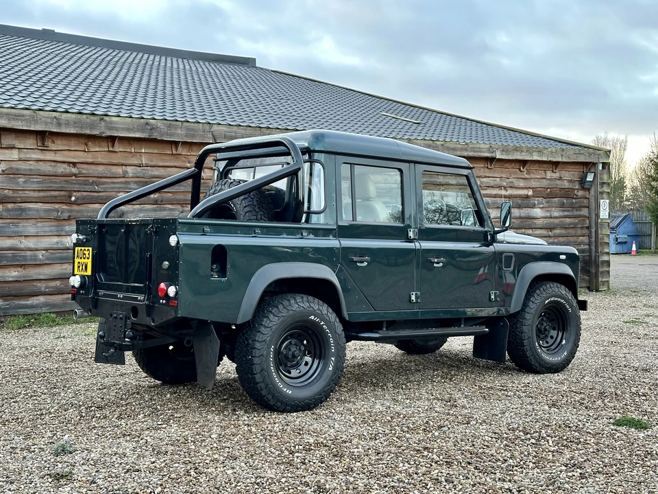 2013 Land Rover Defender 110 - Image 10 of 31