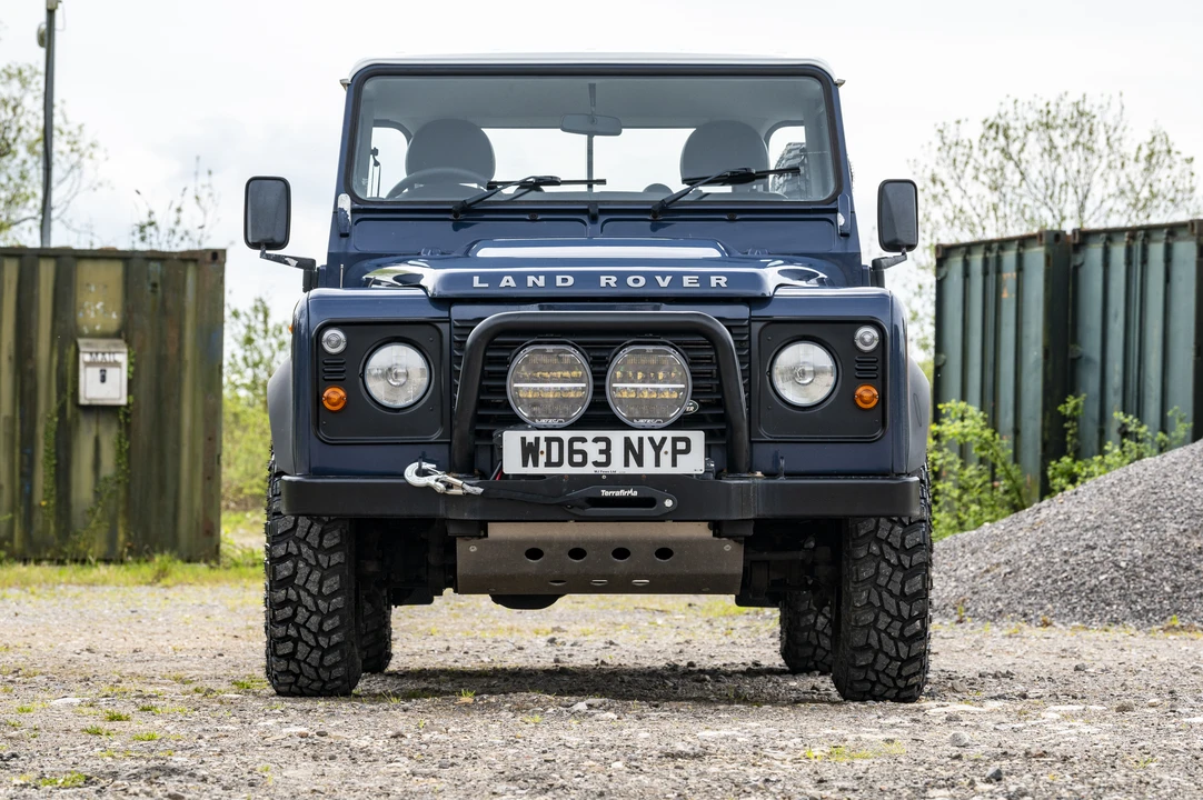 2013 Land Rover Defender 110 - Image 2 of 31