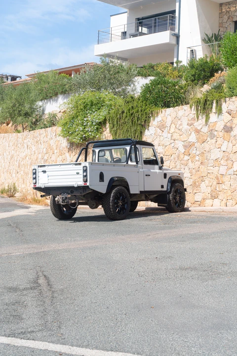 2013 Land Rover Defender 110 - Image 29 of 31