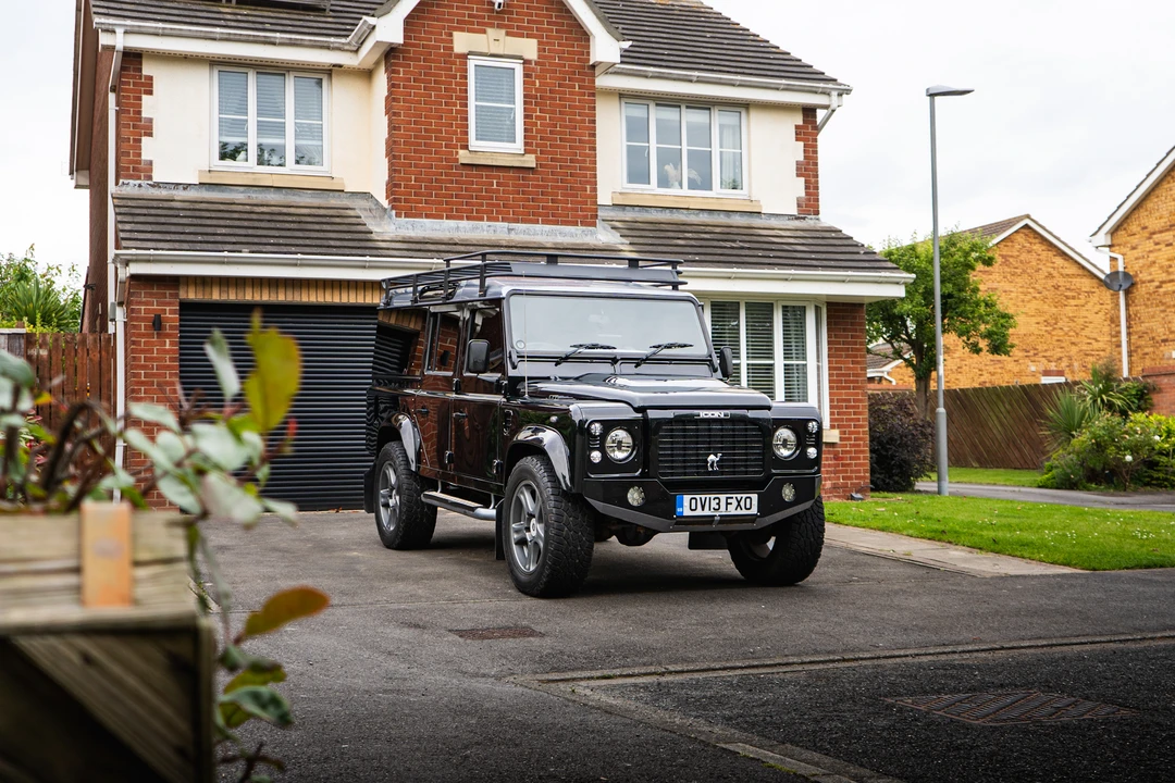 2013 Land Rover Defender 110 - Image 9 of 31