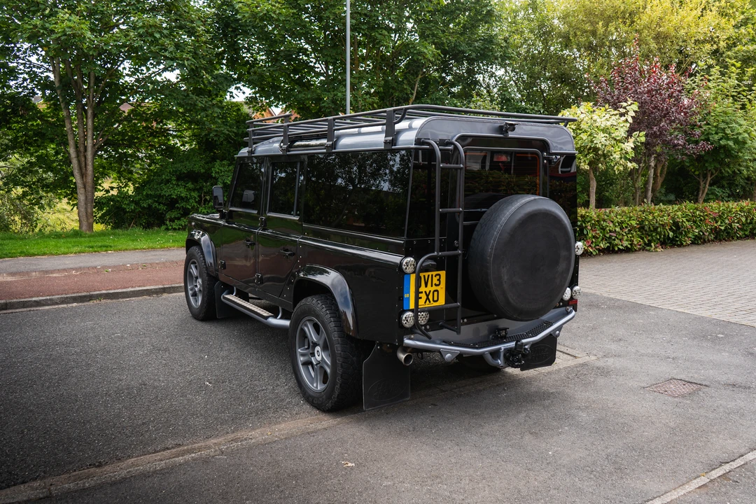 2013 Land Rover Defender 110 - Image 5 of 31