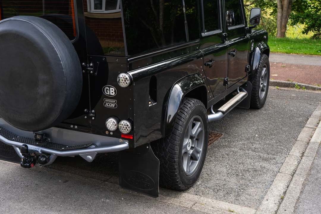 2013 Land Rover Defender 110 - Image 28 of 31