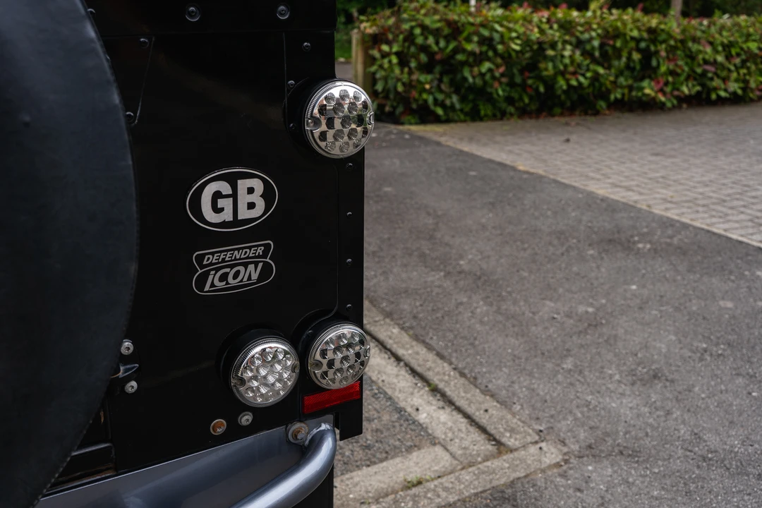 2013 Land Rover Defender 110 - Image 30 of 31