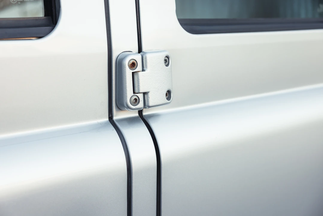 2013 Land Rover Defender 110 - Image 20 of 31
