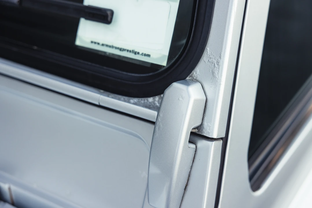 2013 Land Rover Defender 110 - Image 23 of 31