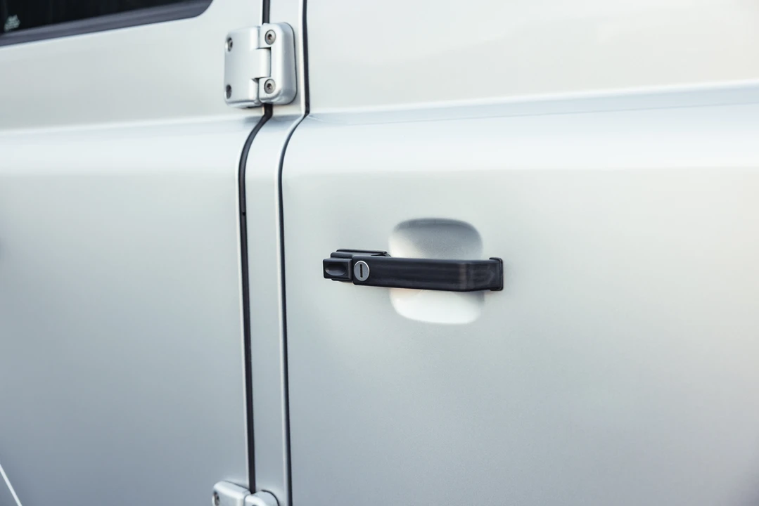 2013 Land Rover Defender 110 - Image 28 of 31