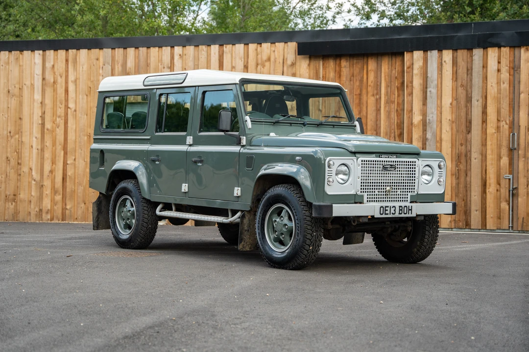 2013 Land Rover Defender 110 - Image 9 of 31