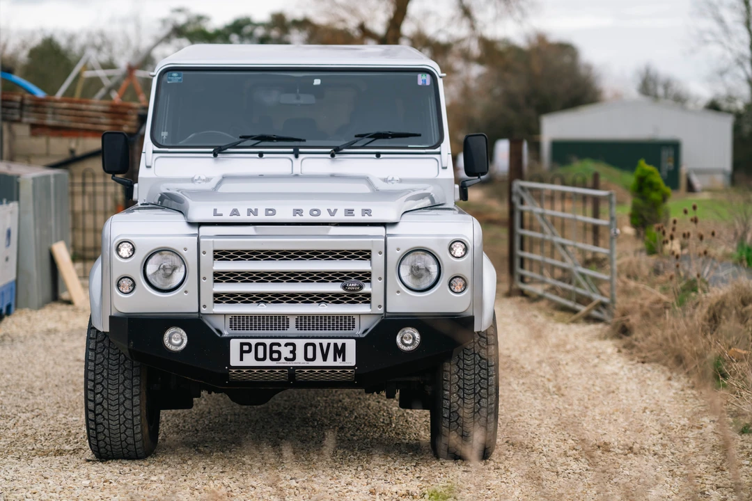 2013 Land Rover Defender 110 - Image 2 of 31