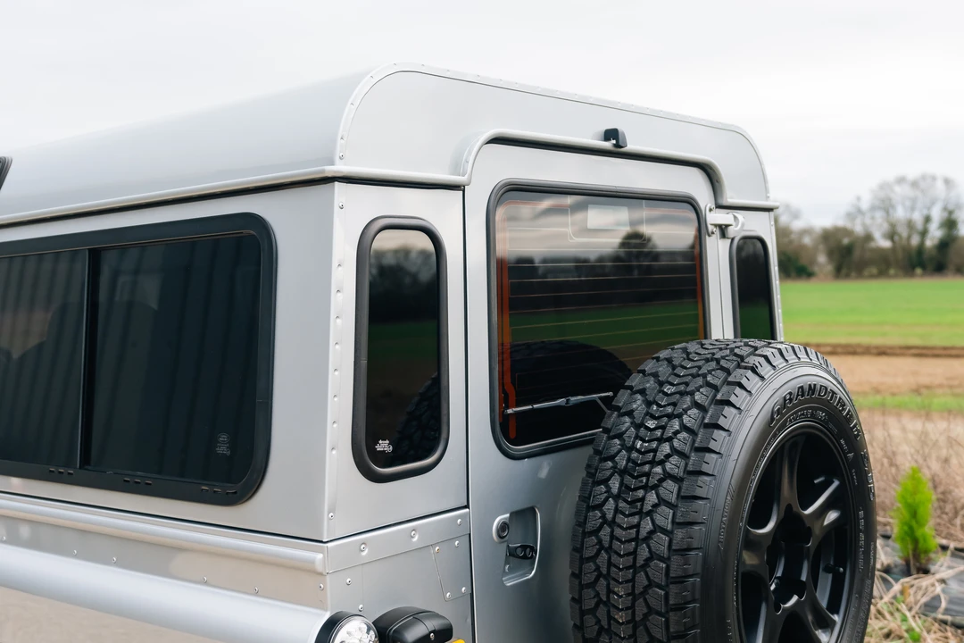 2013 Land Rover Defender 110 - Image 27 of 31