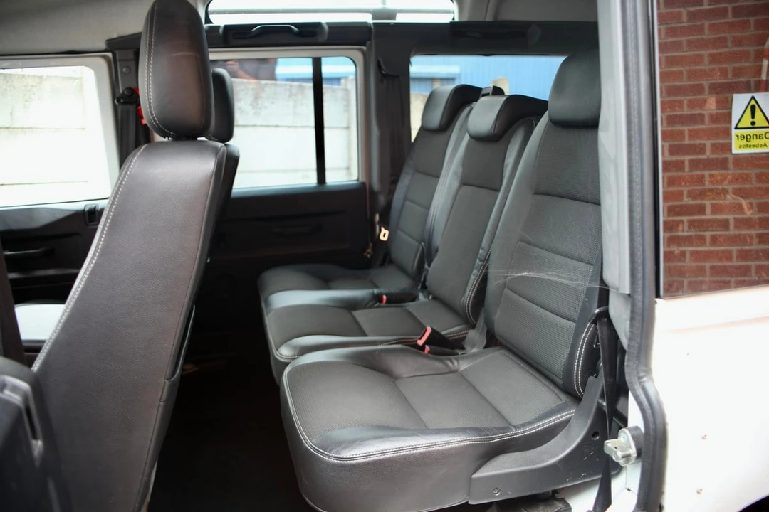 2013 Land Rover Defender 110 - Image 28 of 30