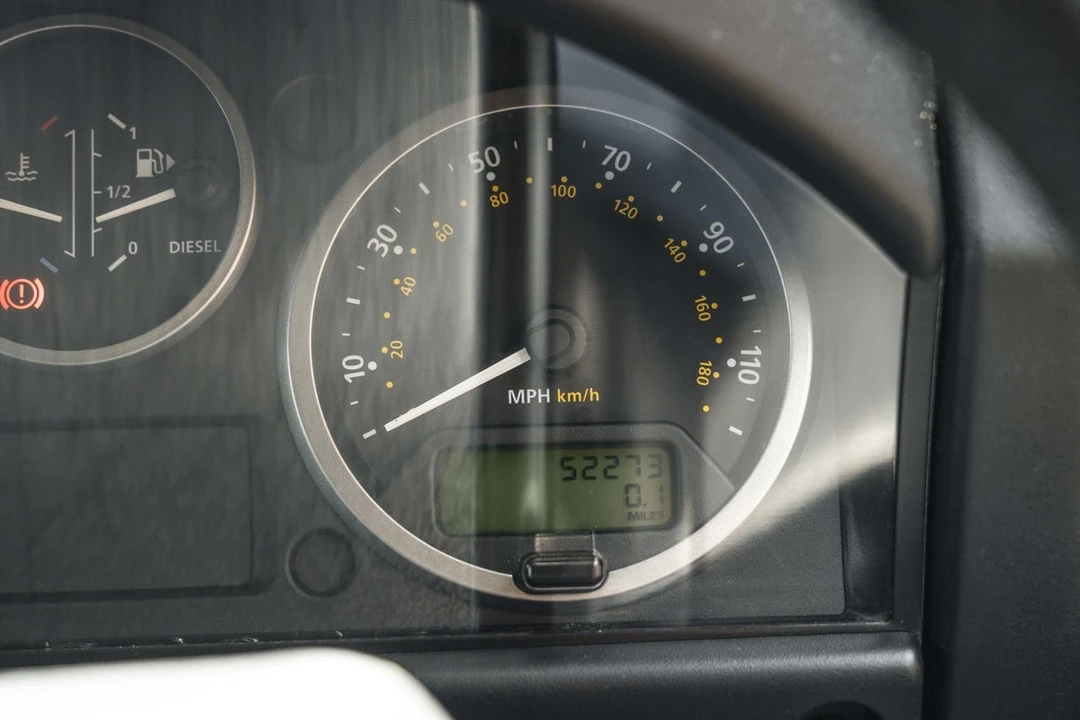 2013 Land Rover Defender 110 - Image 12 of 30
