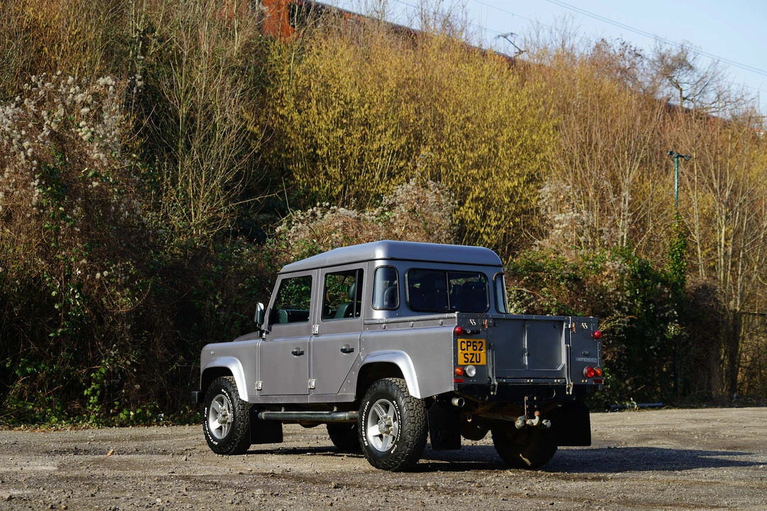 2013 Land Rover Defender 110 - Image 21 of 31