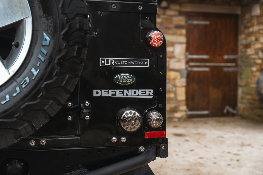 2013 Land Rover Defender 110 - Image 31 of 31
