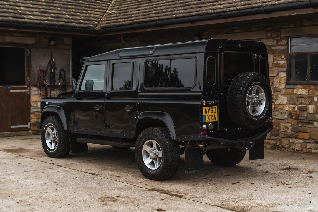 2013 Land Rover Defender 110 - Image 7 of 31