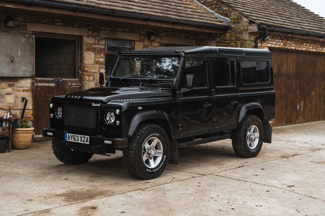 2013 Land Rover Defender 110 - Image 9 of 31