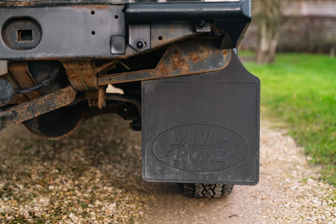 2013 Land Rover Defender 110 - Image 29 of 31