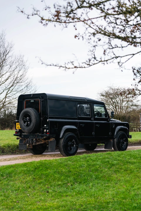 2013 Land Rover Defender 110 - Image 30 of 31