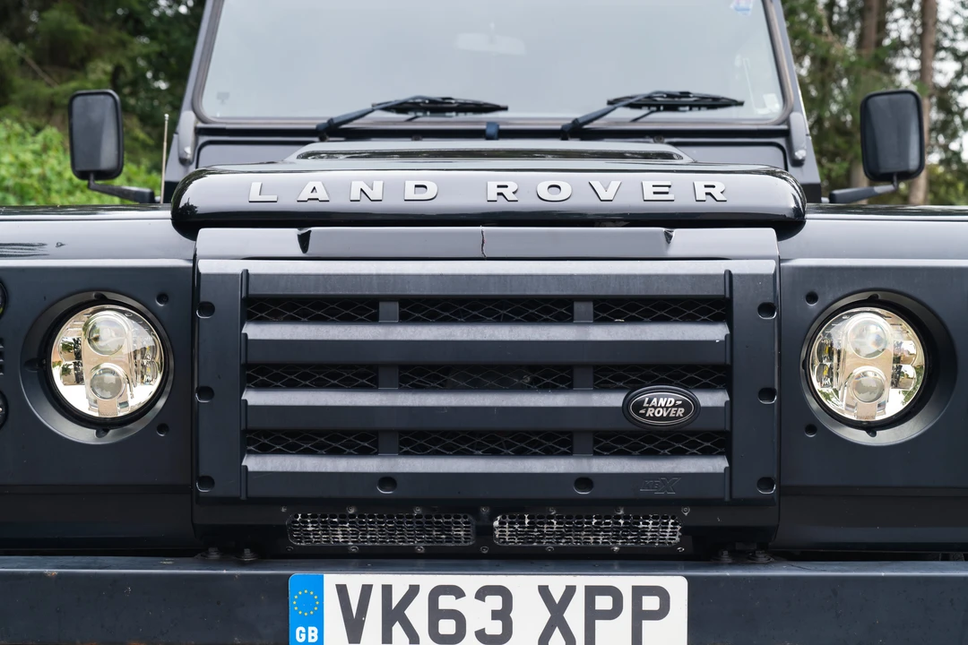 2013 Land Rover Defender 110 - Image 12 of 31