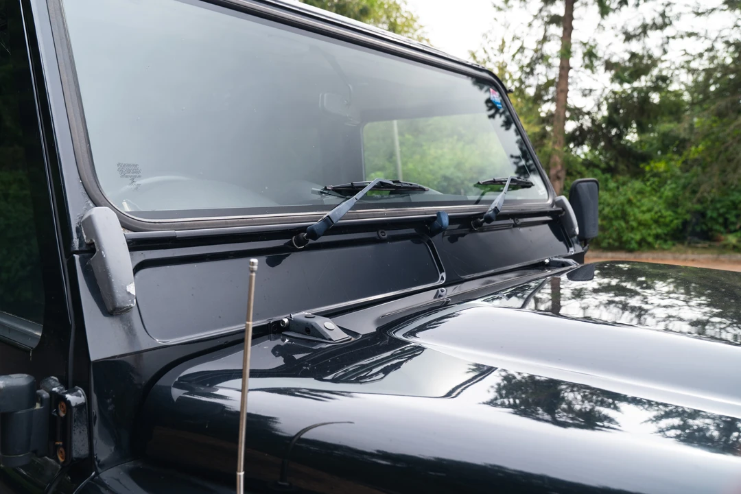 2013 Land Rover Defender 110 - Image 20 of 31