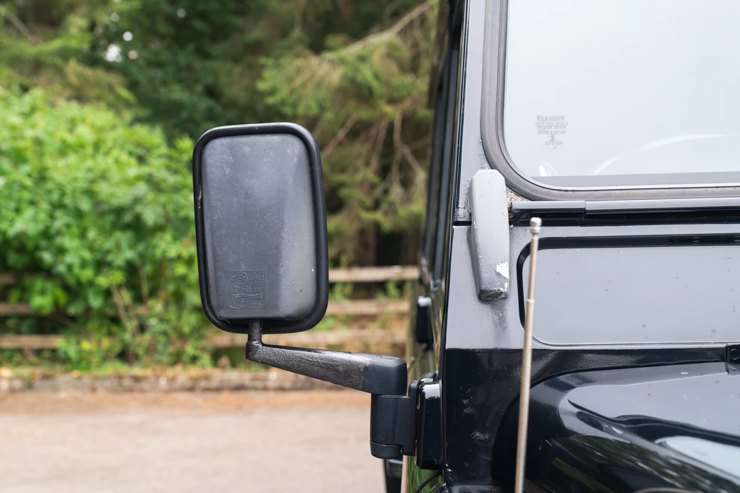 2013 Land Rover Defender 110 - Image 21 of 31