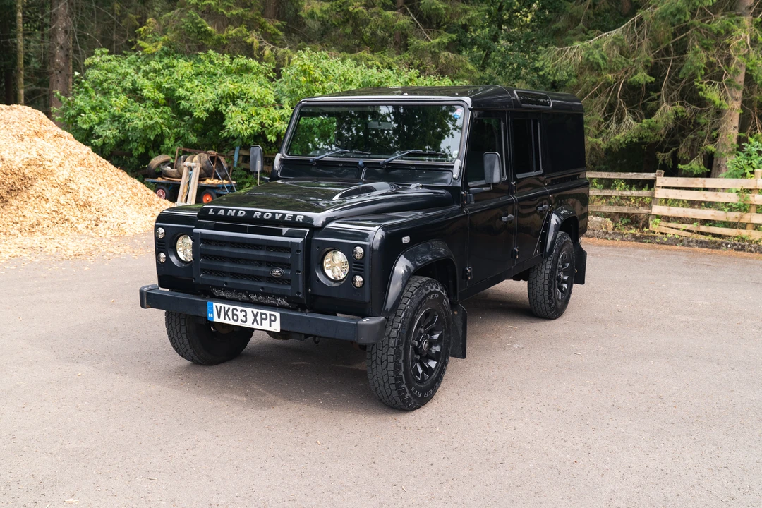 2013 Land Rover Defender 110 - Image 8 of 31