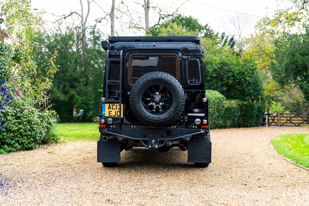 2013 Land Rover Defender 110 - Image 6 of 31