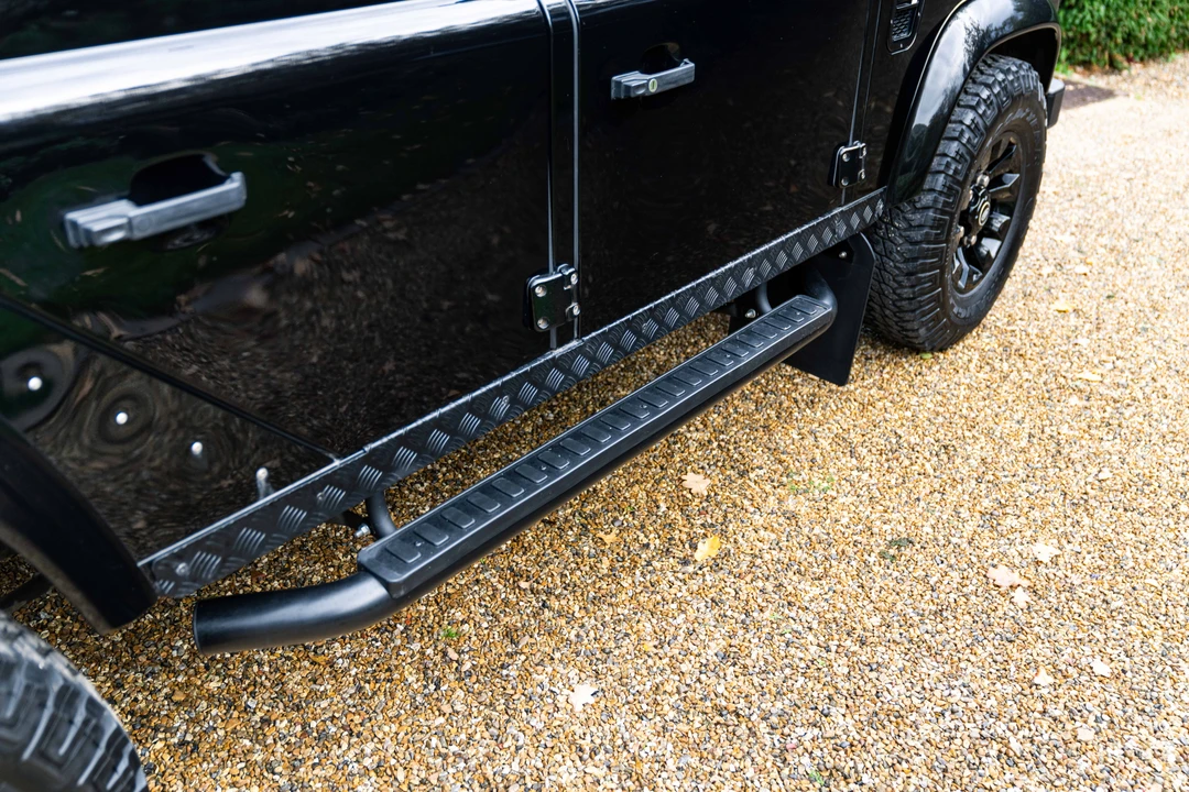 2013 Land Rover Defender 110 - Image 30 of 31