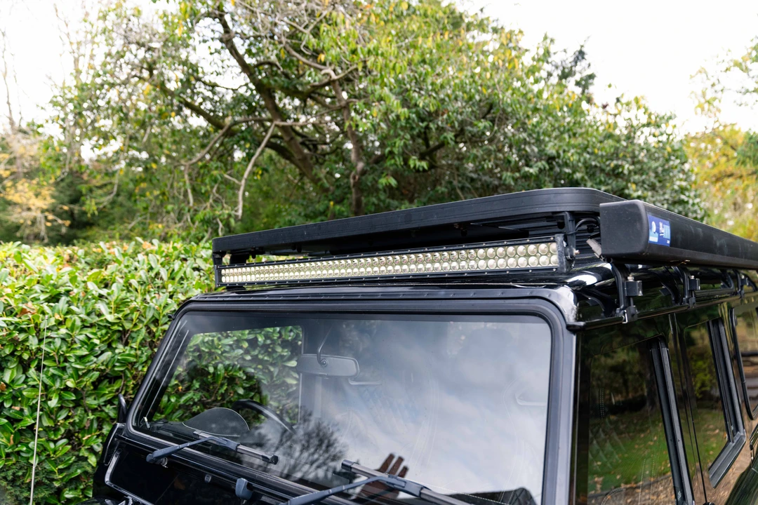2013 Land Rover Defender 110 - Image 17 of 31