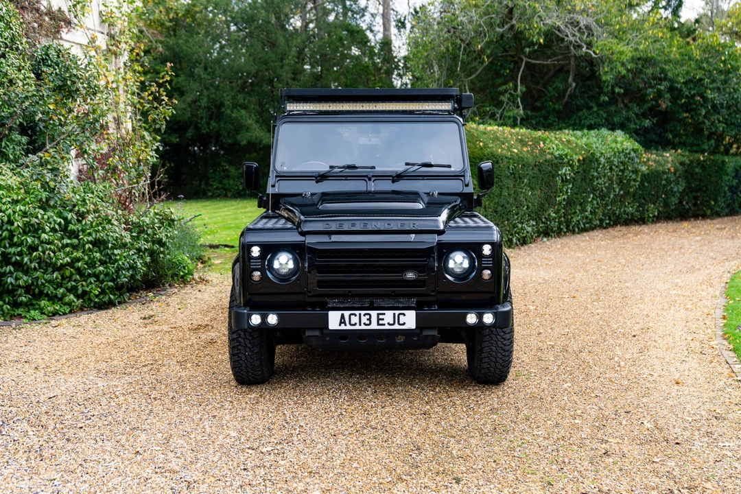 2013 Land Rover Defender 110 - Image 10 of 31